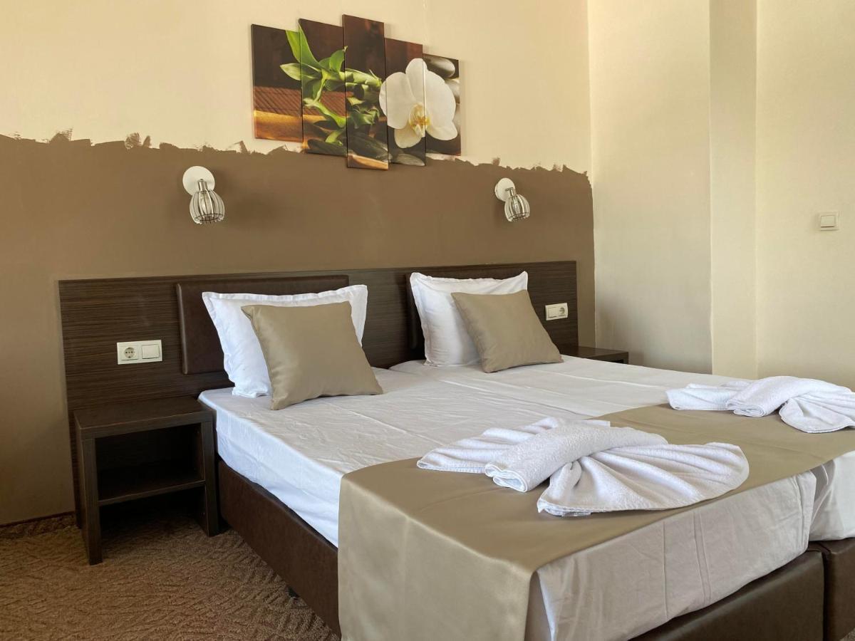 Family Hotel Teos Kiten  Zewnętrze zdjęcie