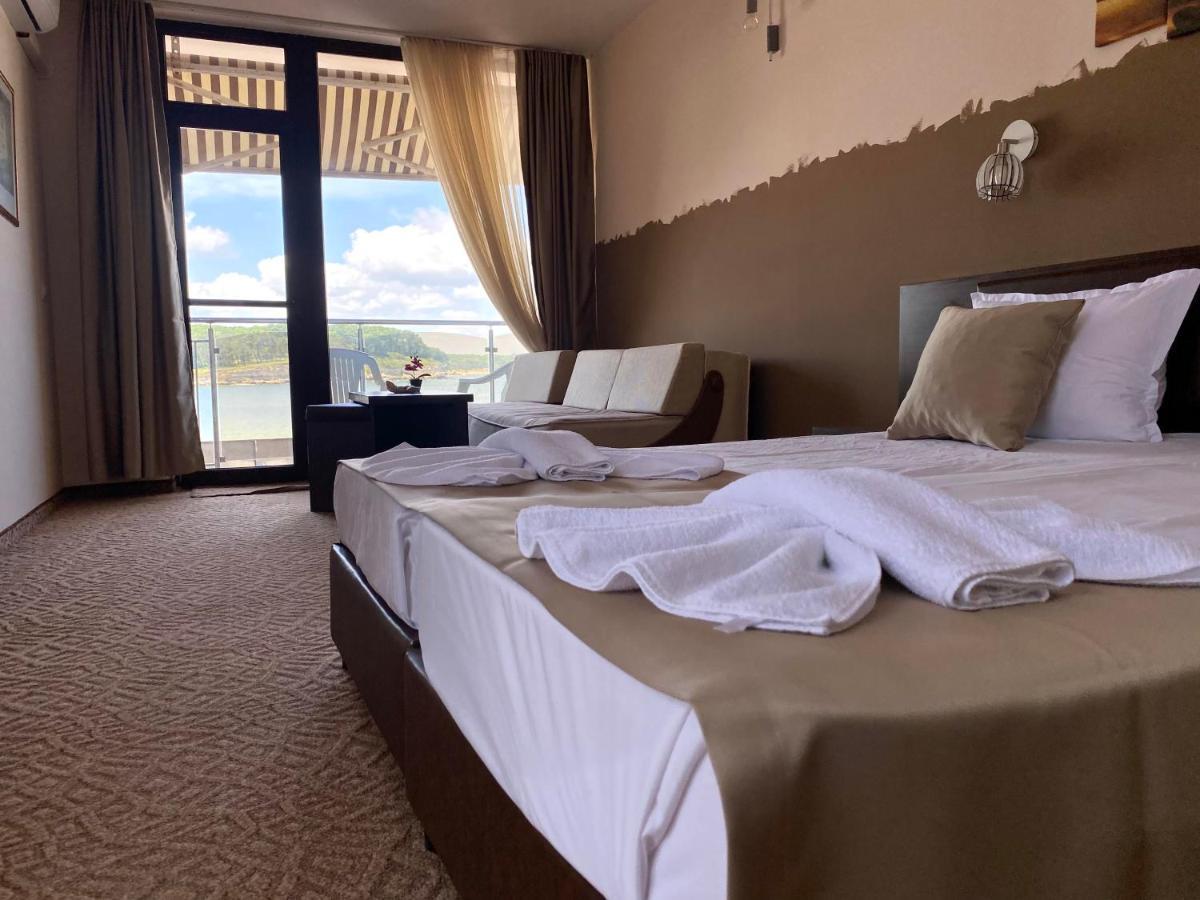 Family Hotel Teos Kiten  Zewnętrze zdjęcie