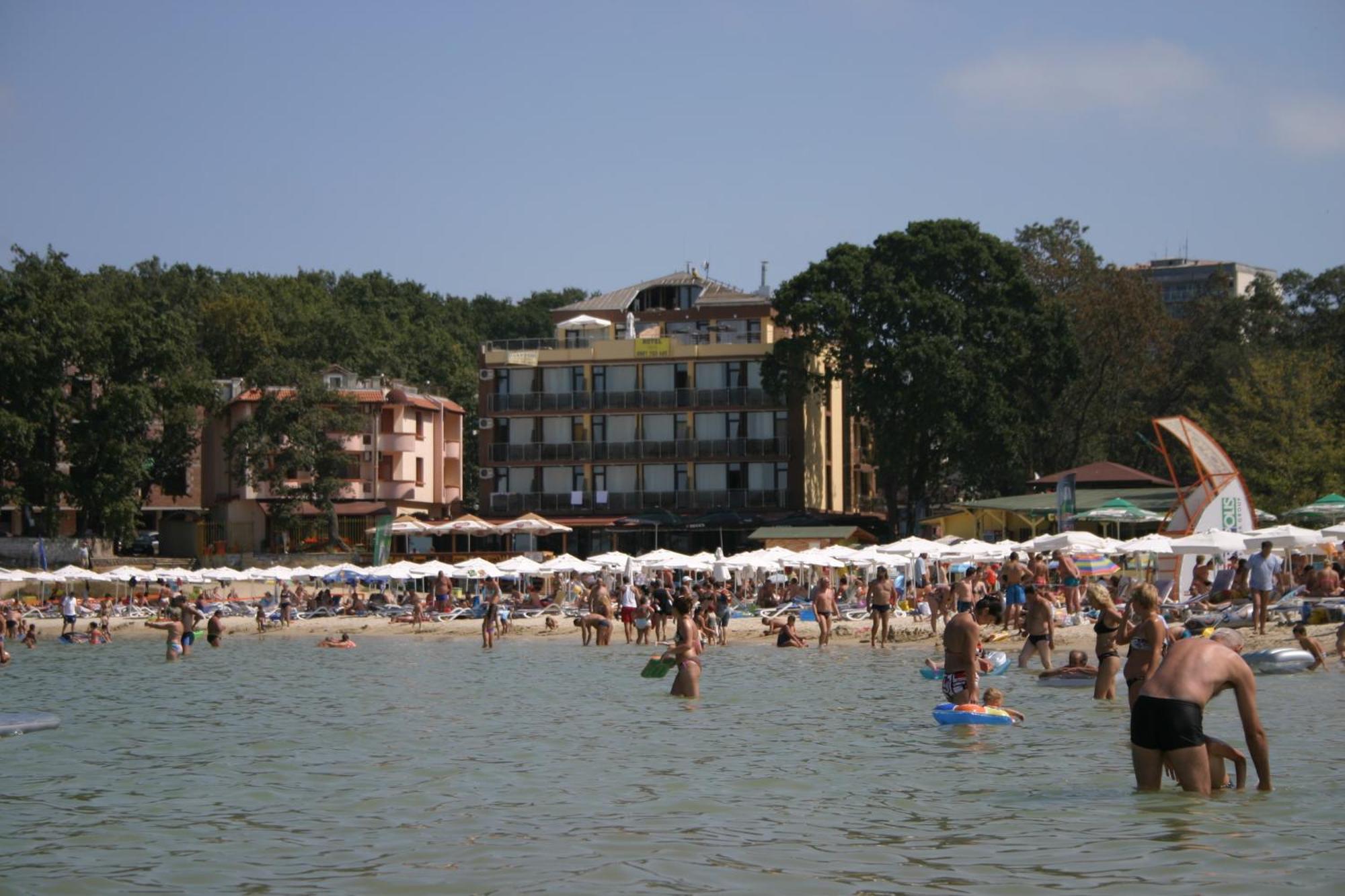 Family Hotel Teos Kiten  Zewnętrze zdjęcie