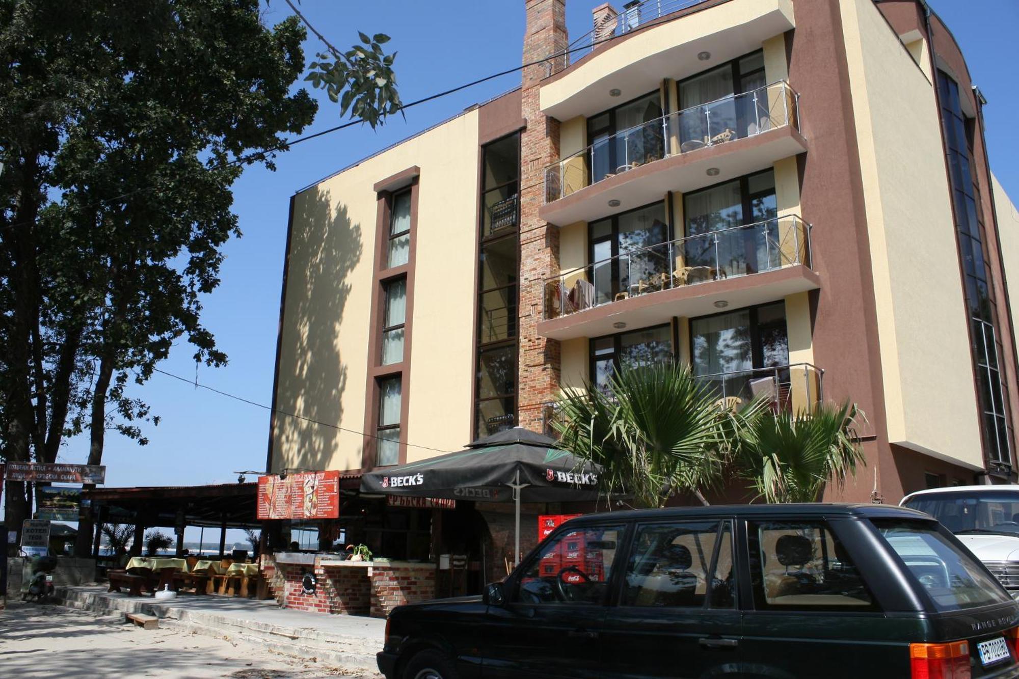 Family Hotel Teos Kiten  Zewnętrze zdjęcie
